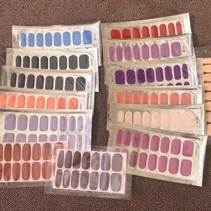 🔵 3/$25 Assorted Nail Wraps Set